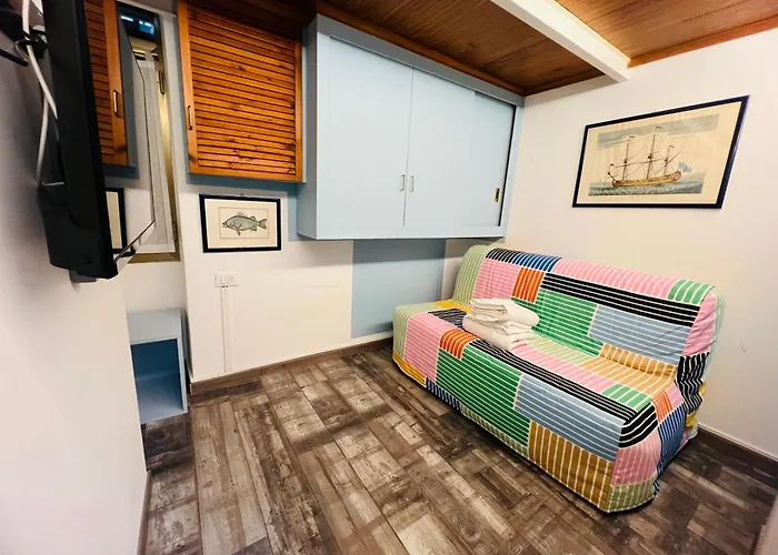 The Blue Nest - * Sanremo